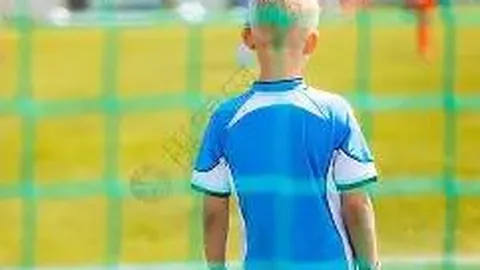 阿信挑战10拍E6，业内大佬直言：只有房山季鸟猴能驾驭